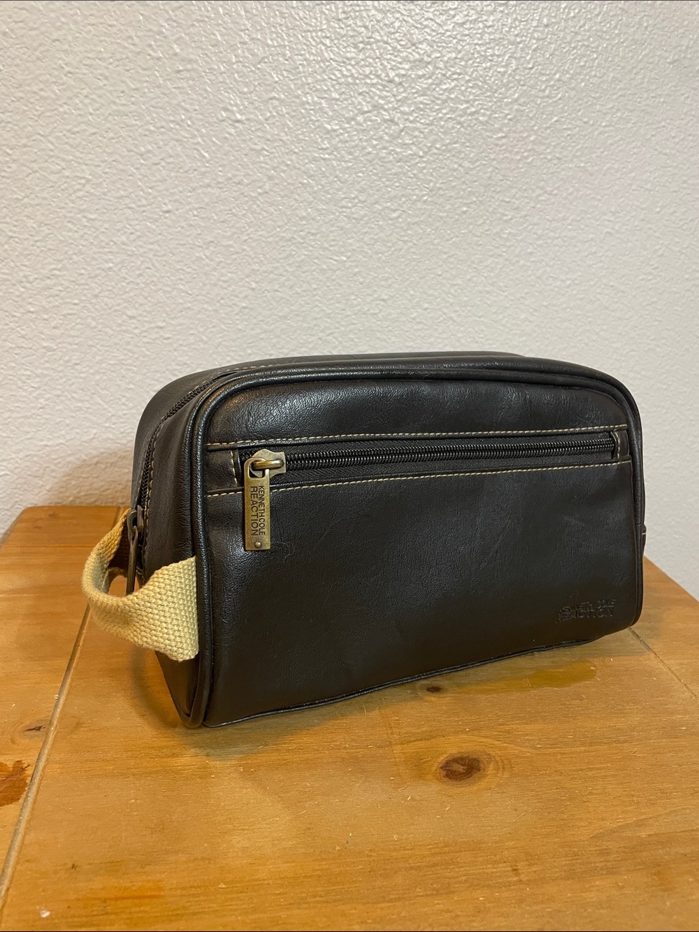Kenneth Cole Reaction Black Toiletry Bag. Great for travel or daily use!
